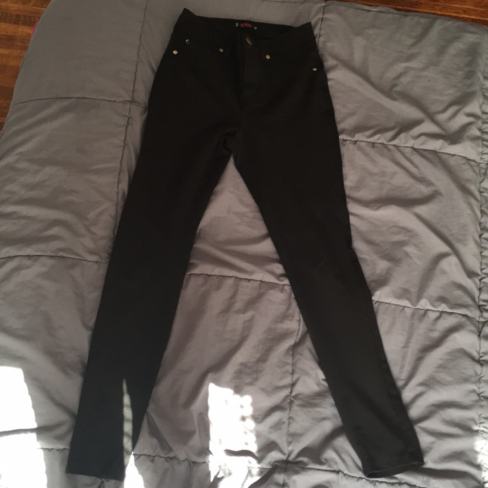 Black jeggings